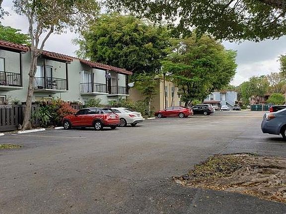 4th image of 10820 N Kendall Dr APT S8