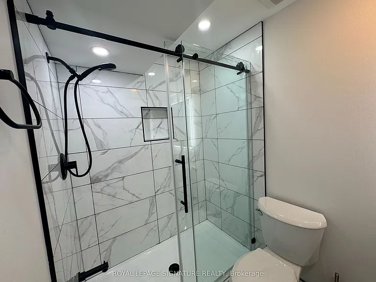 44 Isabella St #BASEMENT — Photo 6