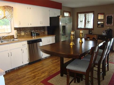 2nd image of 1604 Woodward Cir