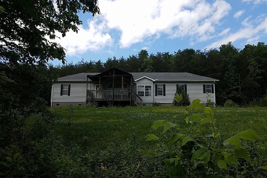 1st image of 4728 Sourwood Cir