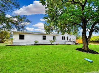 201 S 2nd St, Stockdale, TX 78160