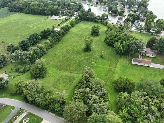 4th image of N Shore Acres Ct