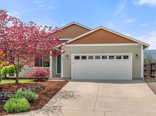 843 Oak Knoll Dr, Ashland, OR 97520