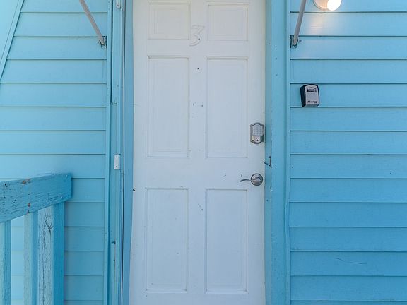 2nd image of 3015 56th St S APT 3