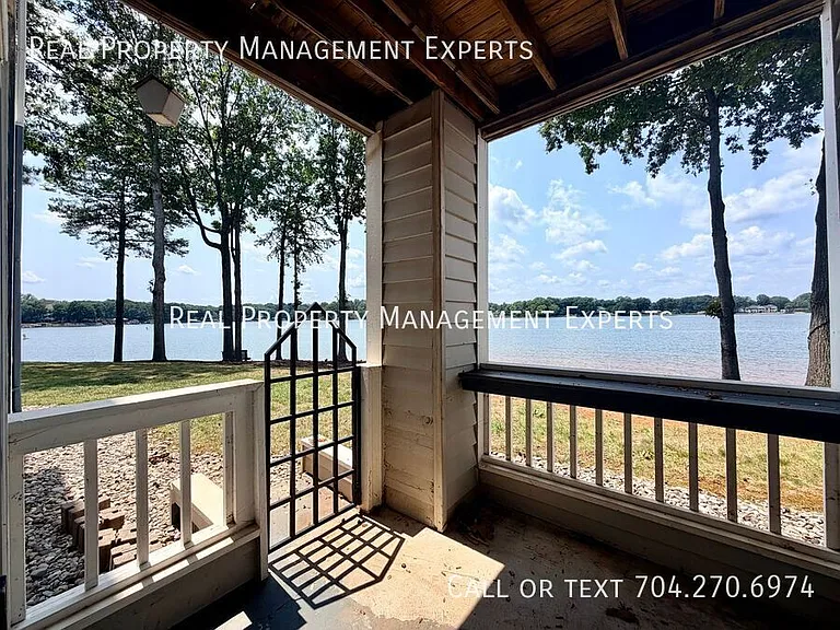 913 Southwest Dr — Photo 15
