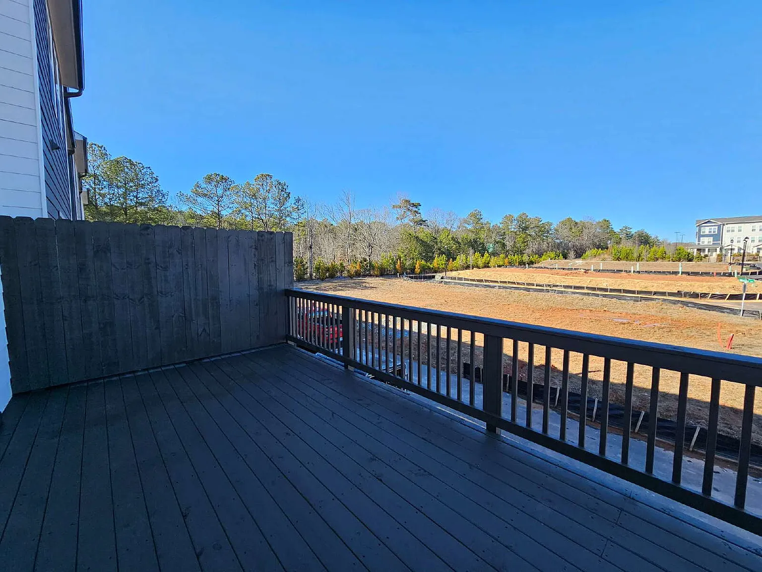 4 bed, 3.5 bath, 1919 sqft, $2,300 — Photo 4