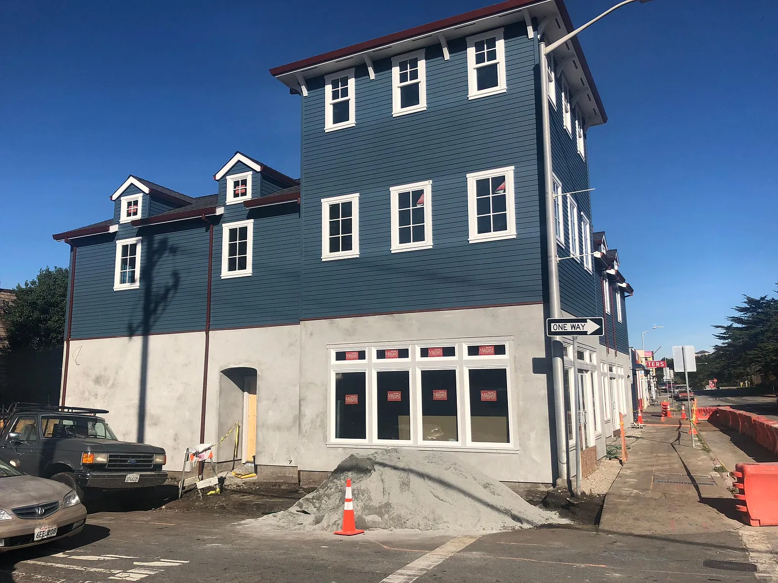 195 carmel Avenue — Photo 1