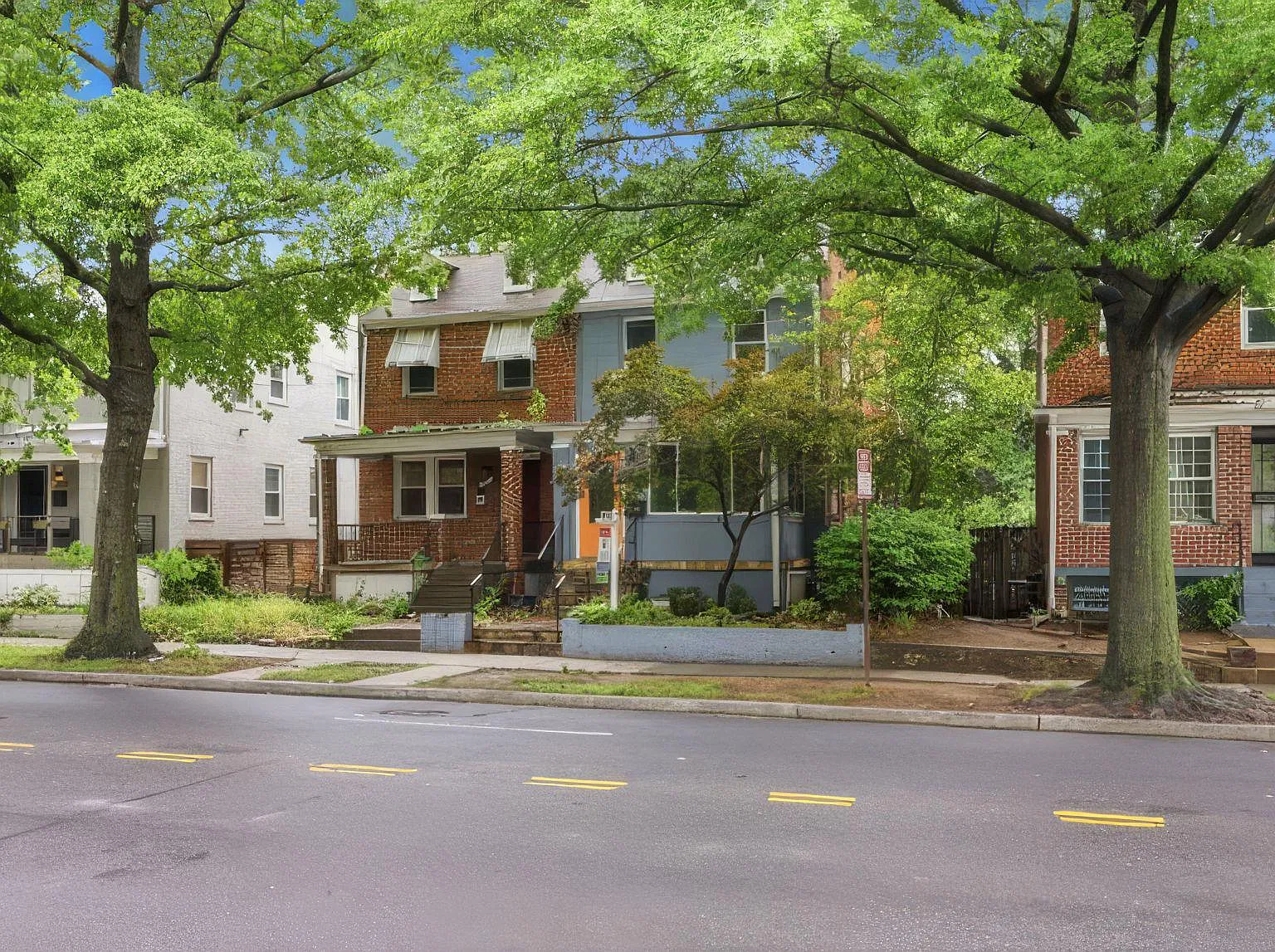 4 bed, 3.0 bath, 1824 sqft, $3,000 — Photo 2