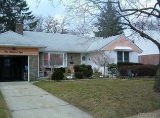 1008 Stafford Rd, Valley Stream, NY 11580