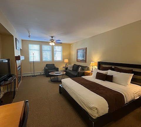 3rd image of 580 WINTER PARK Drive #4350