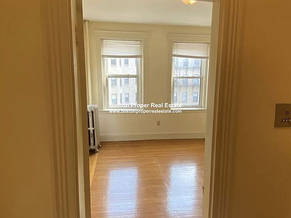20 Queensberry St. #6 Boston - Fenway Unit Photo 6