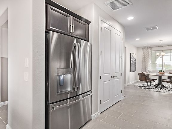 5th image of 16798 W Jenan Dr