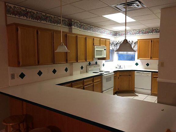 Kitchen (open to living room)