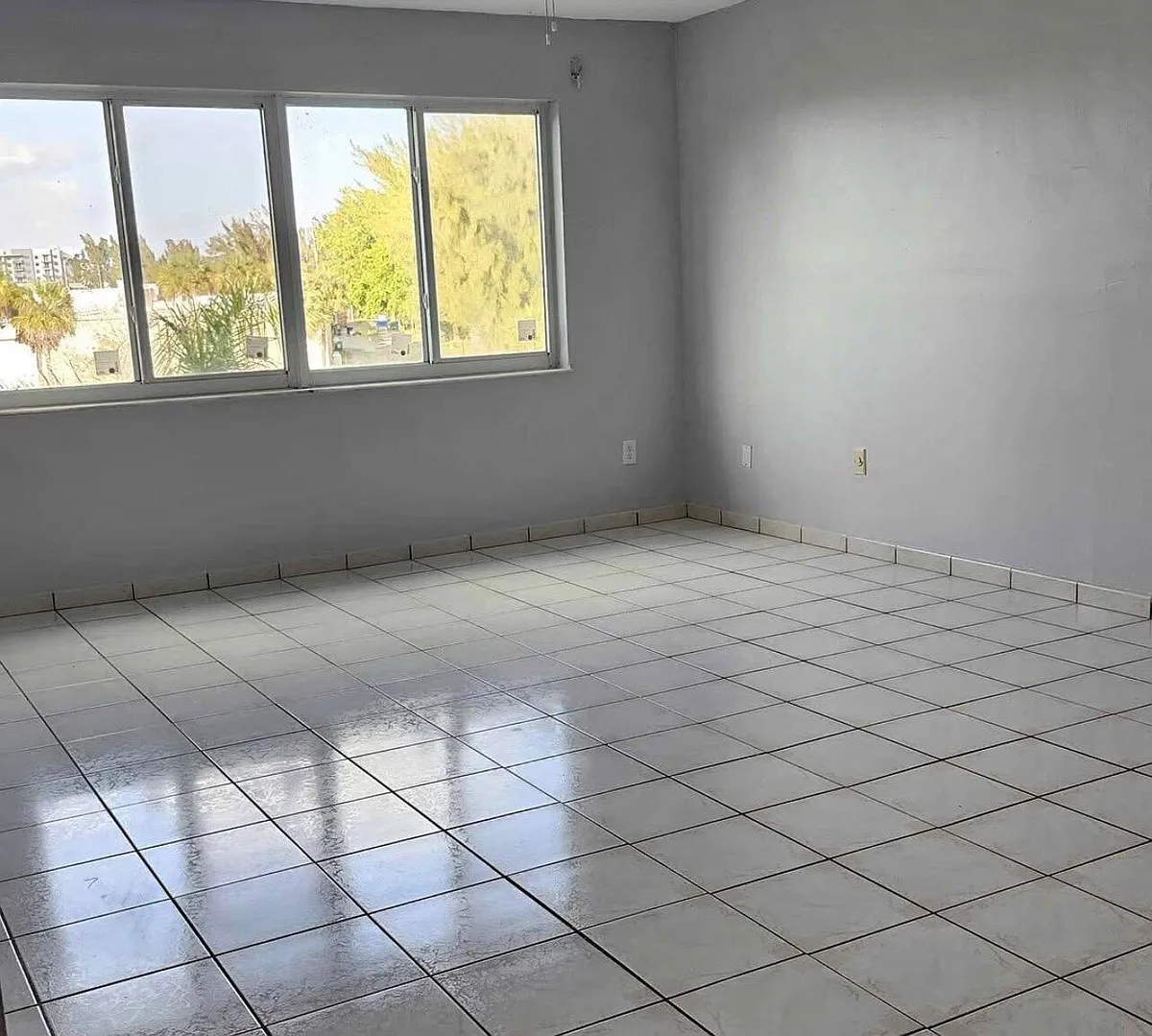 Photo 1 of 11 - 14840 Naranja Lakes Blvd #C3E - Homestead, FL Primary Photo - 14840 Naranja Lakes Blvd #C3E