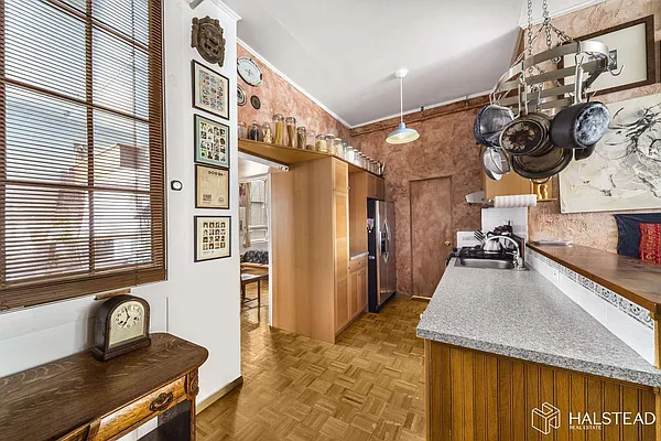 Rented by Halstead Real Estate | media 27