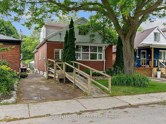 2nd image of 102 Kalmar Ave N