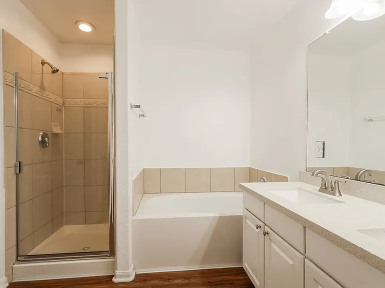 7215 Fox Scene Dr — Photo 14