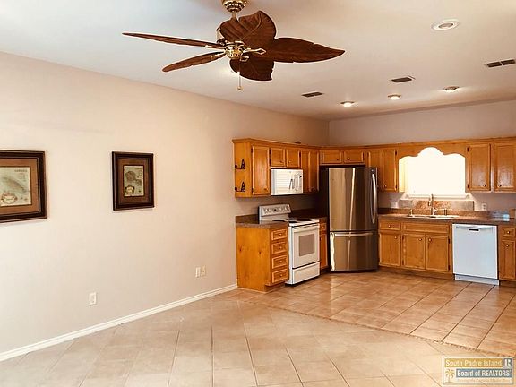 5th image of 109 W Polaris Dr #1