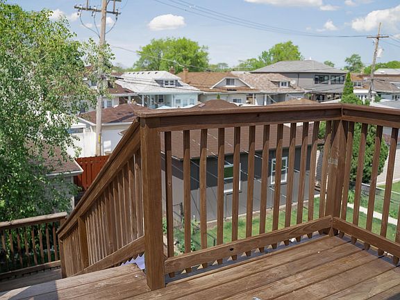 2nd image of 5542 W Berenice Ave