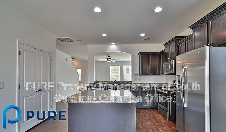 621 Blue Ledge Cir — Photo 22