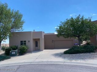 586 La Melodia Dr, Las Cruces, NM 88011