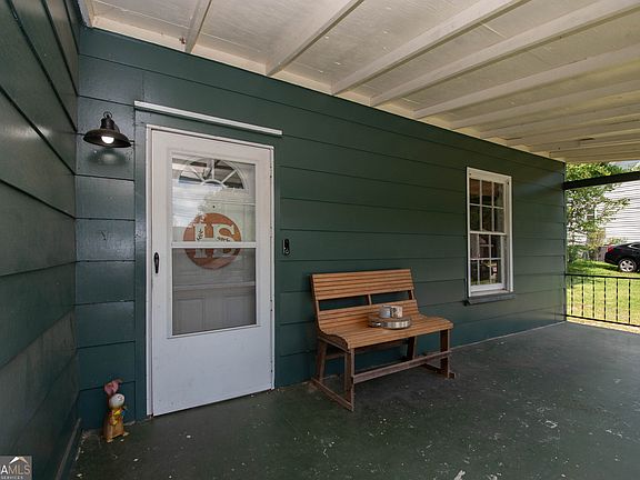 3rd image of 3 Sanford Ave