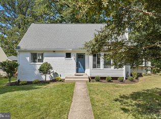 492 N Latham St, Alexandria, VA 22304