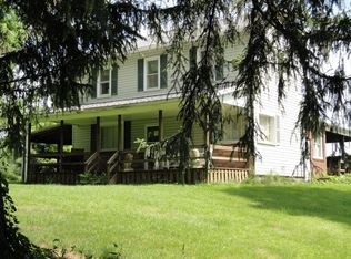 98 Airport Rd, Grove City, PA 16127