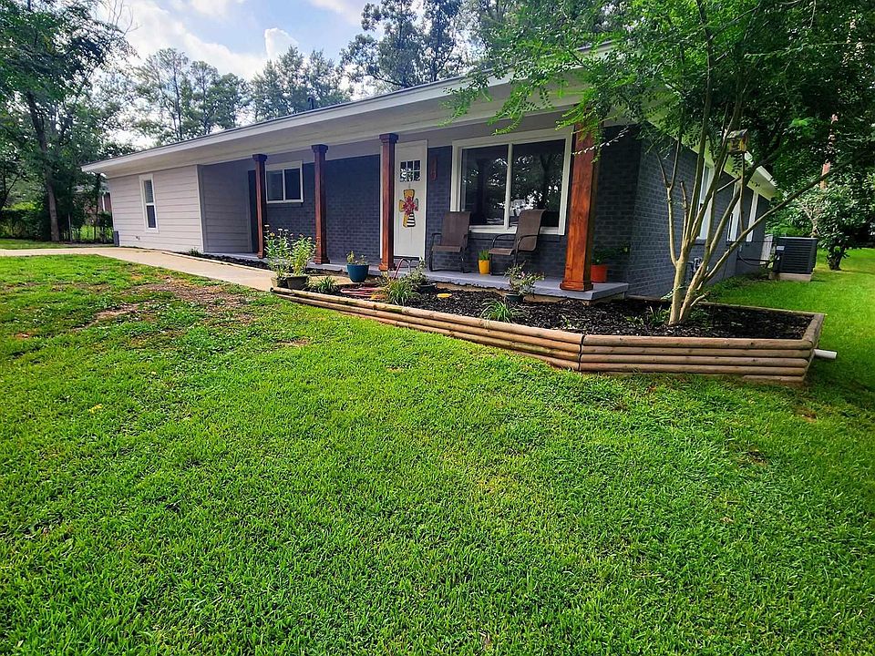 1st image of 119 Ross Ave