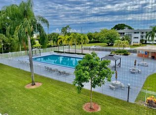1101 Hillcrest Ct APT 306, Hollywood, FL 33021