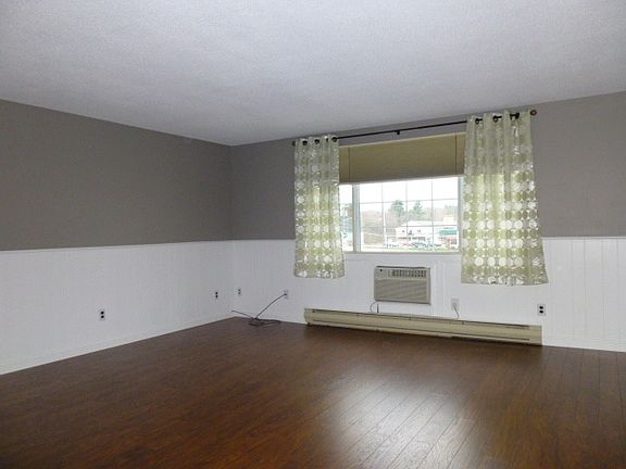 2nd View of Living Room