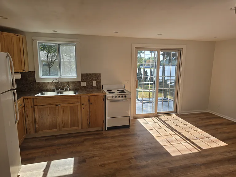 49 Riverview Dr #A — Photo 15