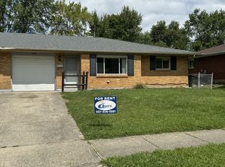 3131-3133 Benchwood Dr, Dayton, OH 45414