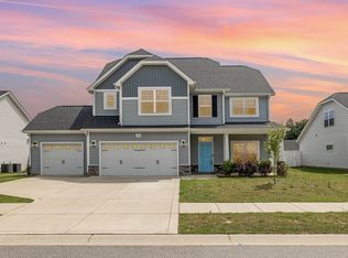 186 Grantham Dr, Raeford, NC 28376