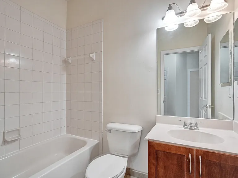 9075 Plymouth Pl — Photo 16