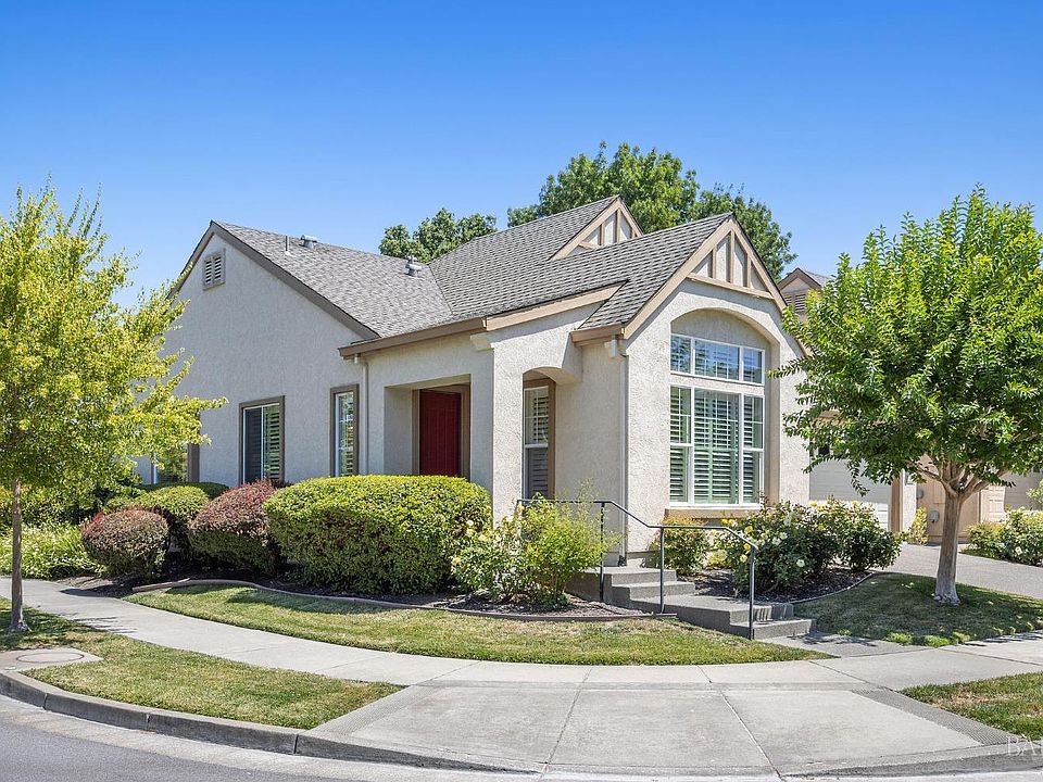 1st image of 498 Hawk Drive