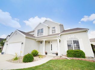 2960 Two Elks Rd, Normal, IL 61761