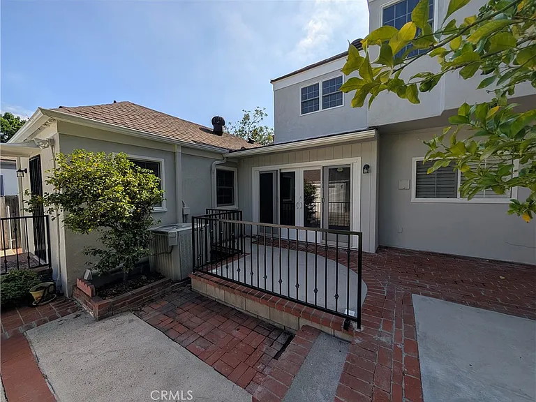 582 N Sunnyslope Ave — Photo 62