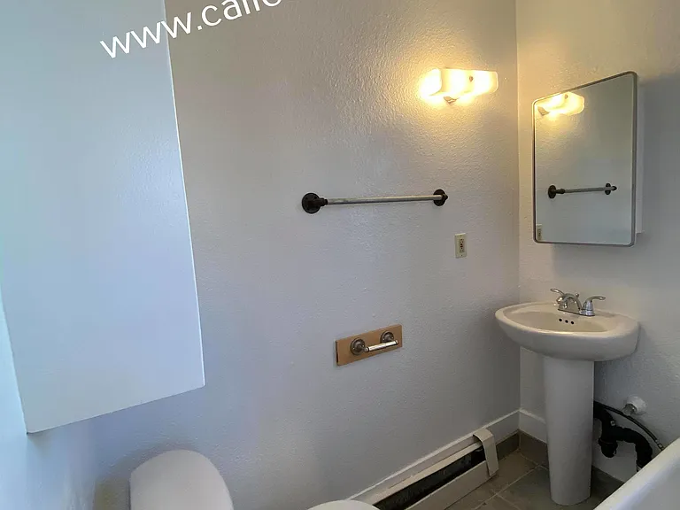 326 E Saint Vrain St #1 — Photo 8