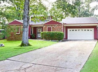 16 Fox Run Dr, Little Rock, AR 72210