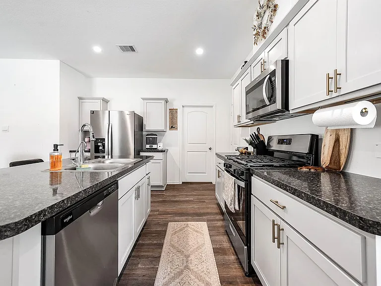 24214 Montcliff Bend Ln — Photo 8