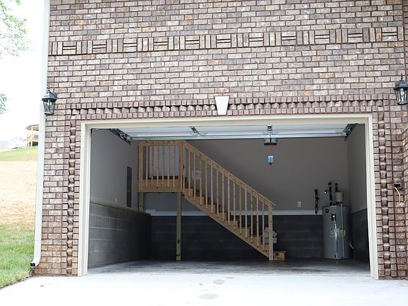 5th image of 151 Glenstone Lot 151
