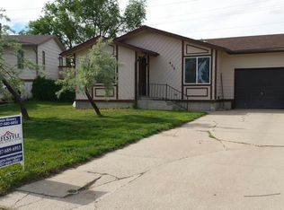 406 Tonk Ct, Gillette, WY 82718