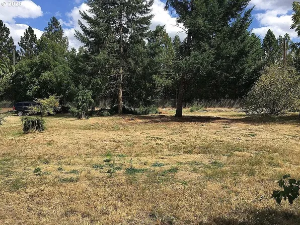 10007 SE 72nd Ave, Milwaukie, OR 97222