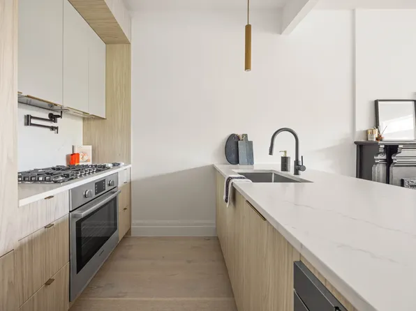 1235 Dean Street image 5 of 13