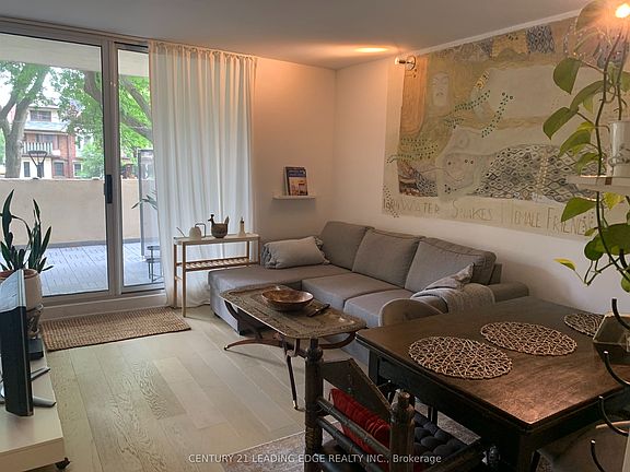 5th image of 40 Homewood Ave #208