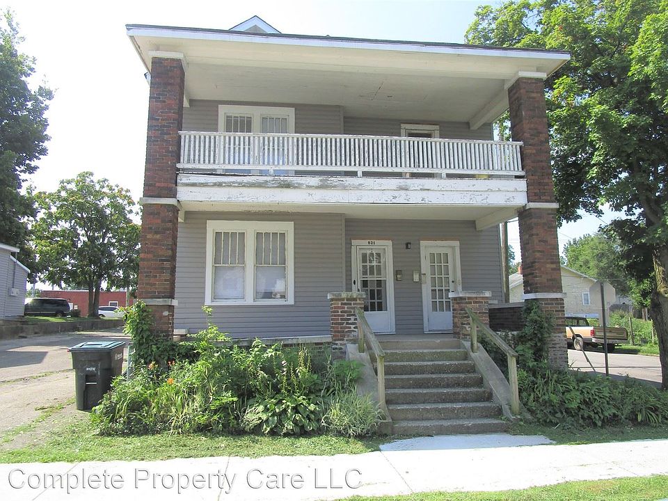 1st image of 821 W Main St #823
