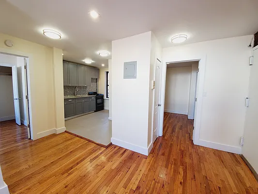 Rented by Compass | media 4