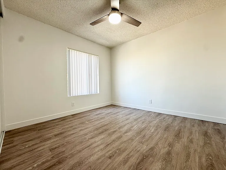 3686 Marlborough Ave #5 — Photo 16