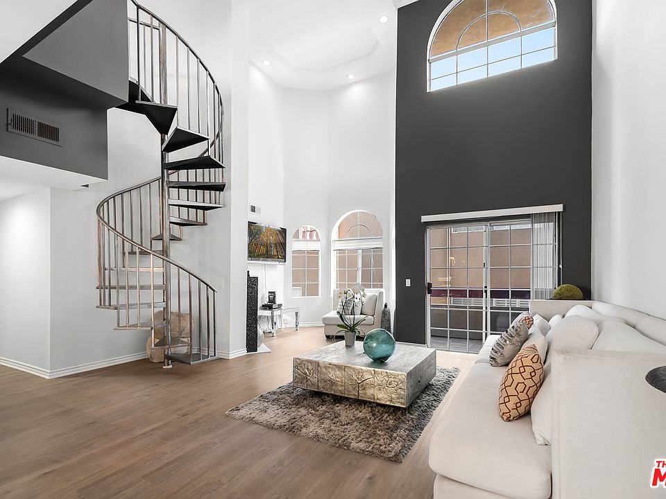 1st image of 4301 Fulton Ave APT 302